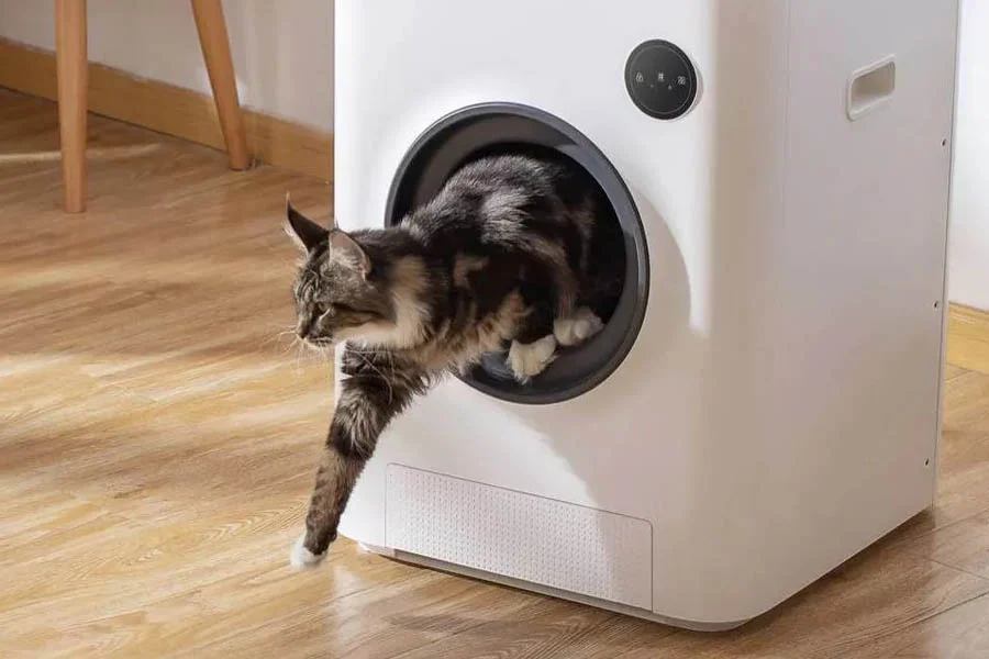 best robotic cat litter box